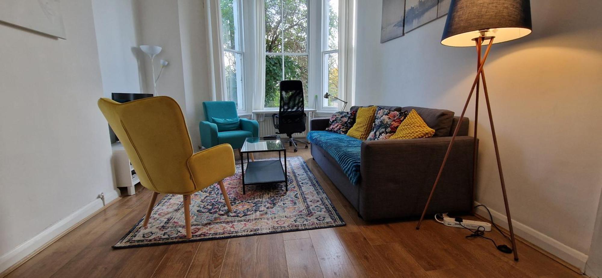 Primrose Hill - Charming, Cosy, 2 Double Bedrooms * London
